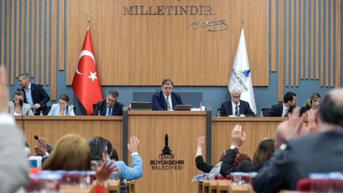 AK Partili Şebnem Bursalı Aksoy'dan İzmir su tarifesine tepki