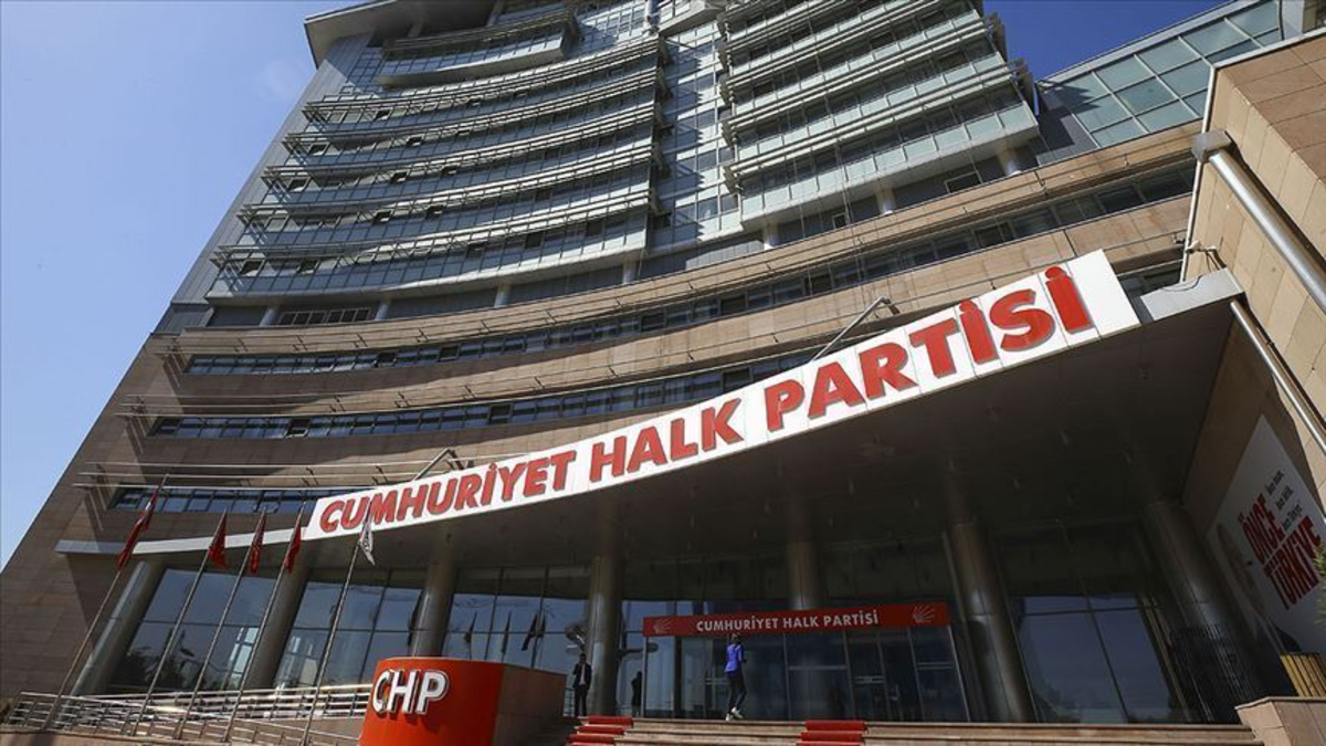 CHP İzmir İl Başkanı değişti