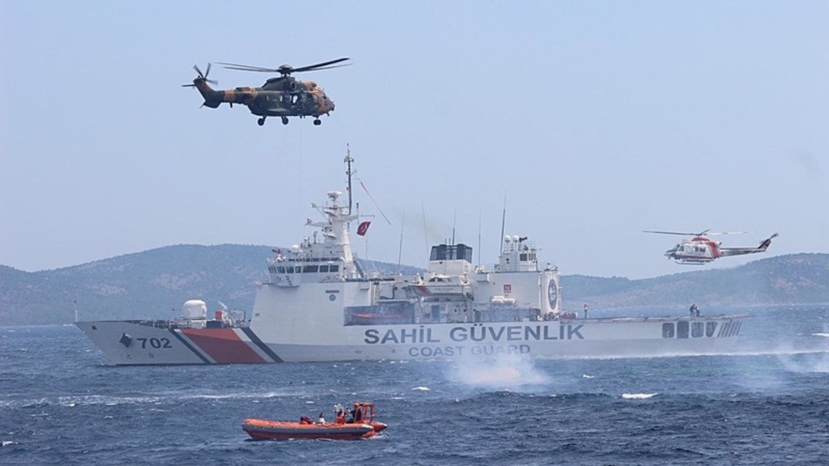 İzmir'de Deniz Aslanı-2026 Tatbikatı Gerçekleştirildi