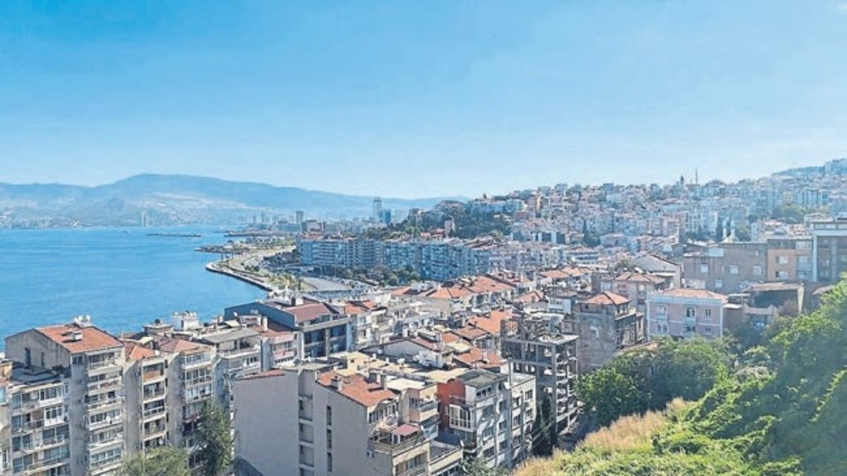 İzmir'de konut fiyatları düştü