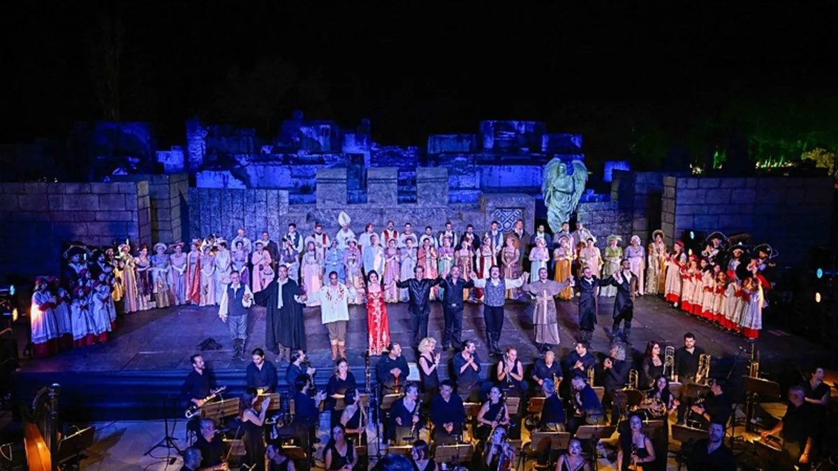 9. Uluslararası Efes Opera ve Bale Festivali sona erdi