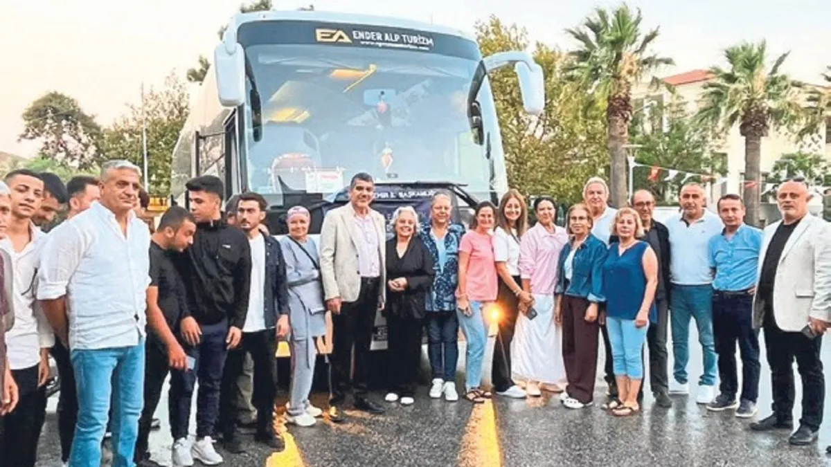 AK Parti 25. Yıl Buluşmasına Katılım Yoğun Oldu