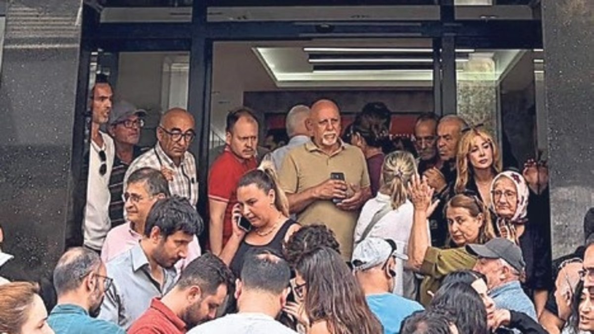 CHP İzmir'de gerginlik çıktı