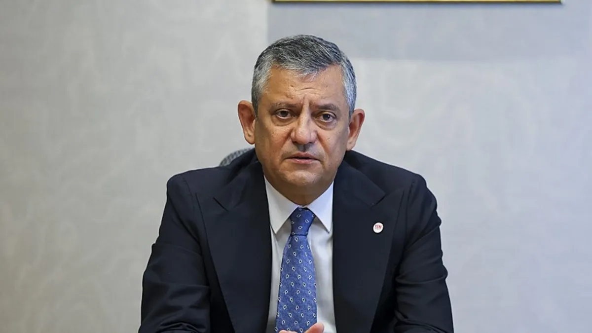 CHP'den Yeni Parti'ye geçen belediye sayısı 157'ye çıktı