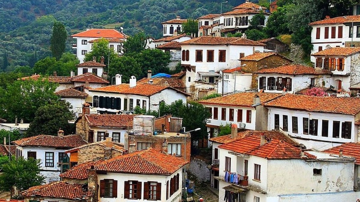 İZBAN ile Şirince'ye gitmek