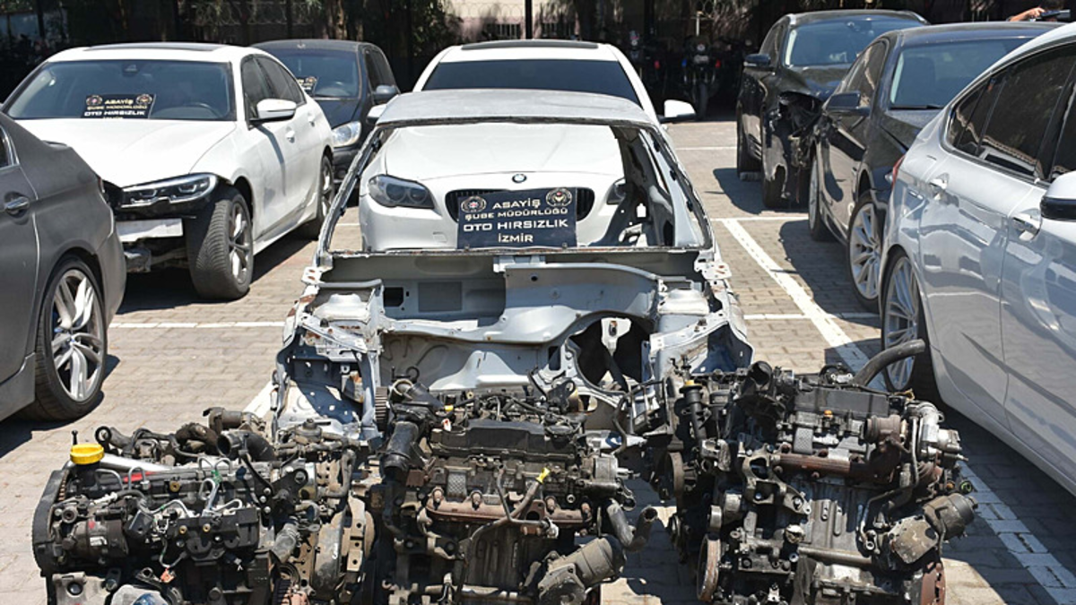 İzmir'de araç vurgununa operasyon yapıldı