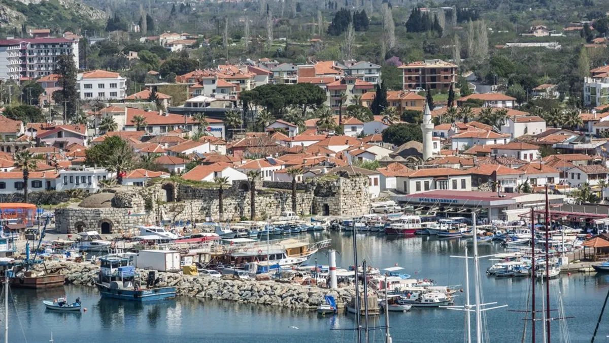 İzmir'de çocuklu ailelere uygun tatil rotaları