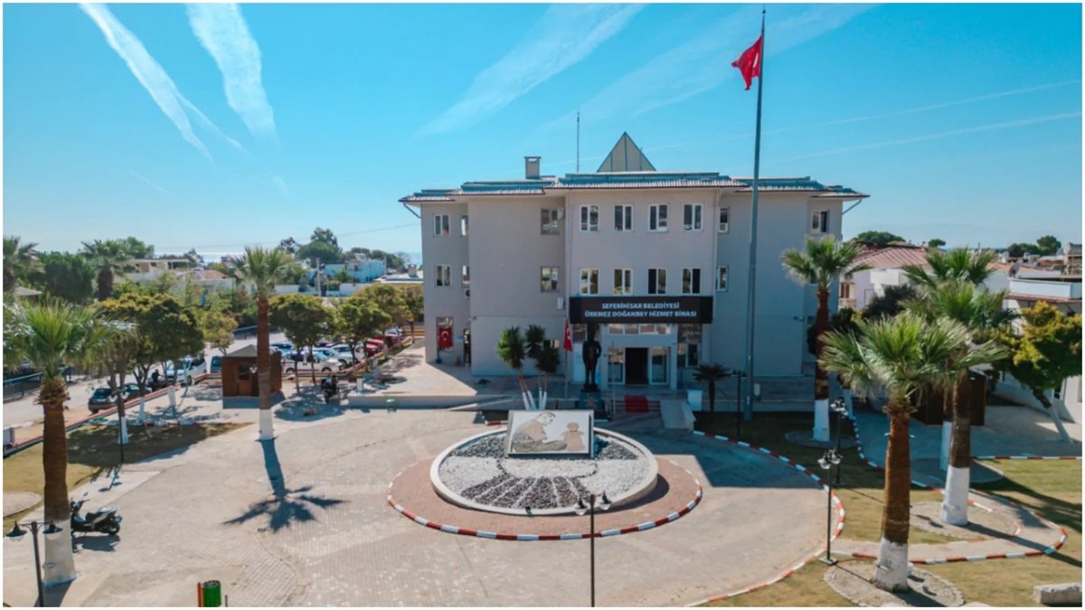 İzmir'de imar müdürü gözaltına alındı