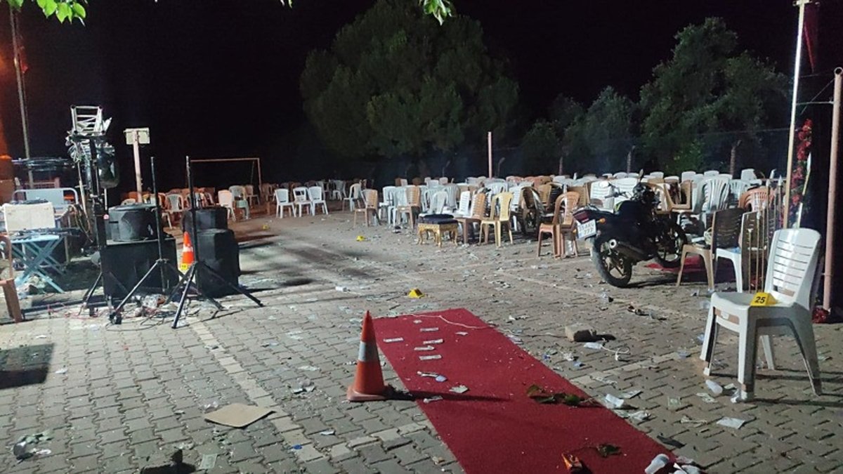 İzmir'de kına gecesinde silahlı saldırı