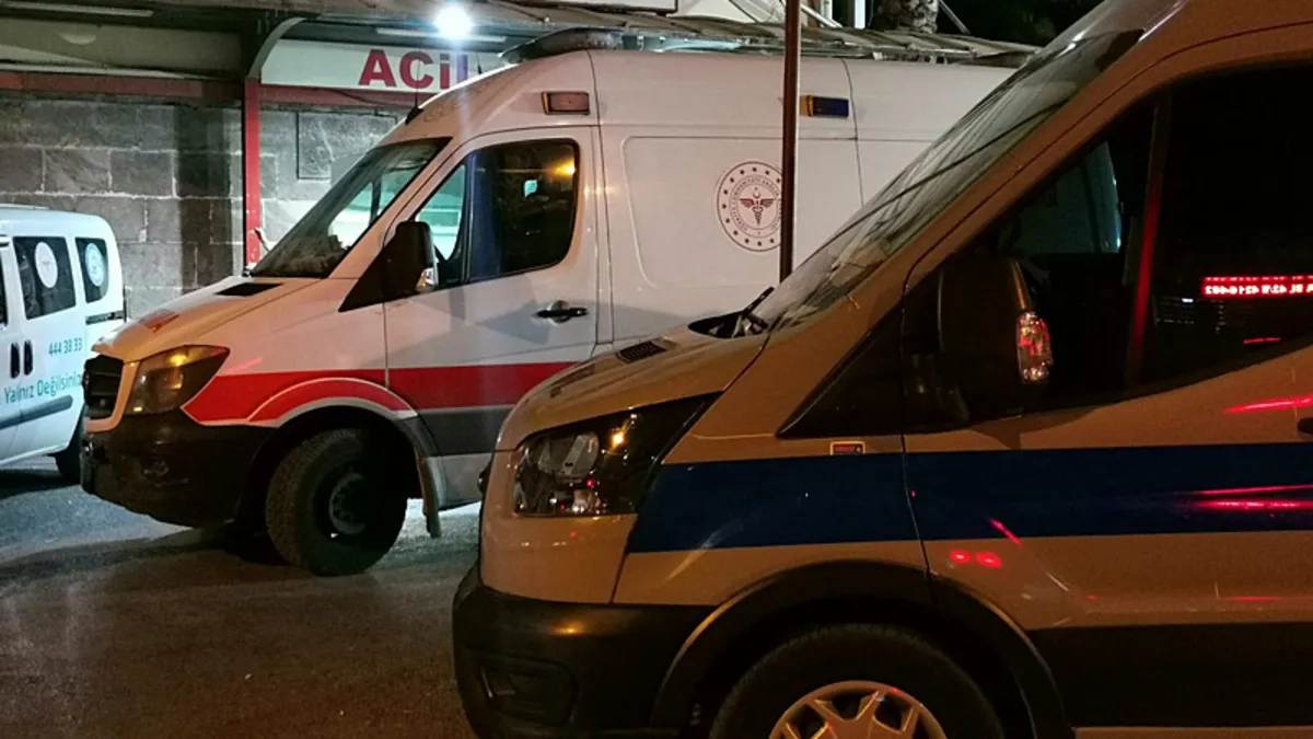 İzmir'de otel odasında ölü bulundu