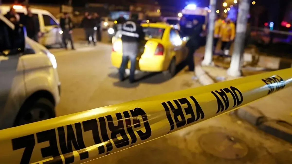İzmir'de silahlı kavgada 3 yaralı