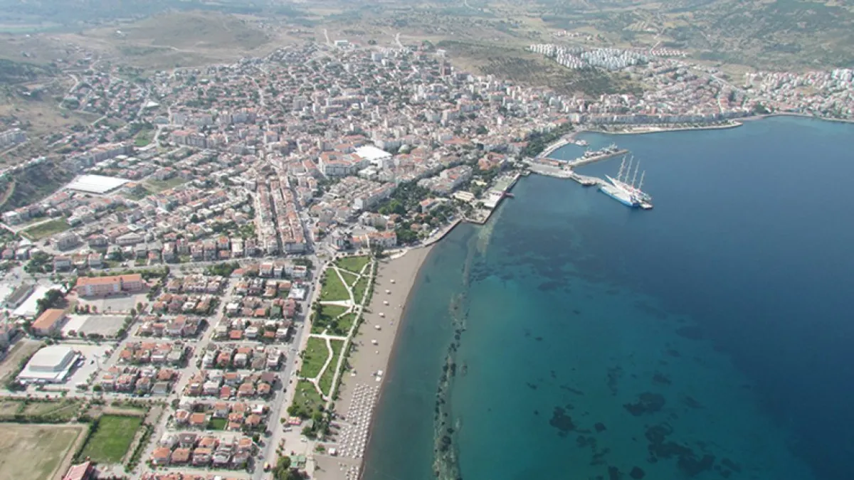 İzmir'in Bademli Mahallesi turizmde yükseliyor