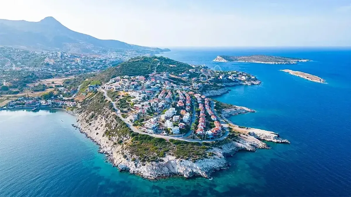 İzmir'in Karaburun'u doğal havasıyla dikkat çekiyor